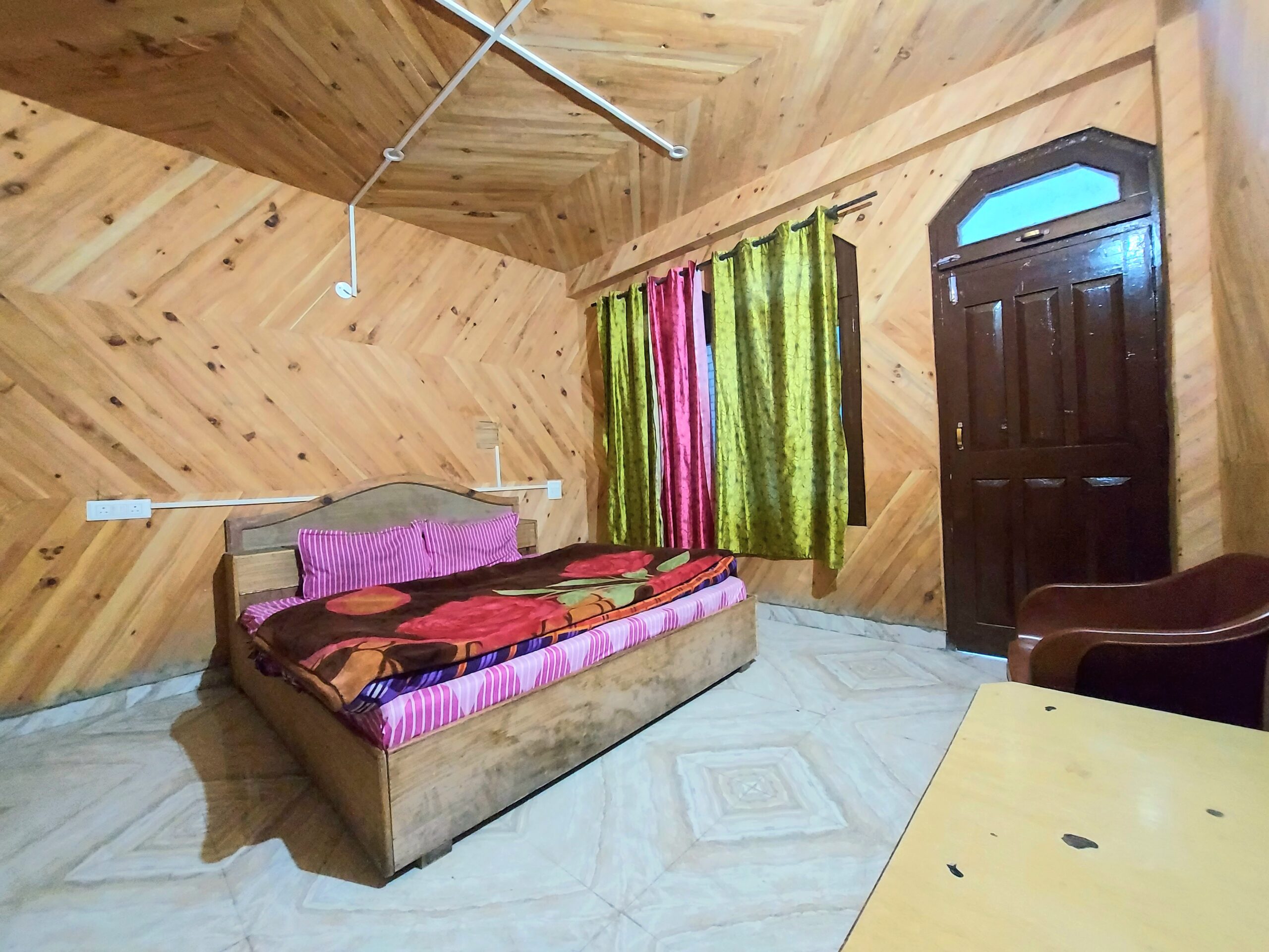 Deluxe Rooms